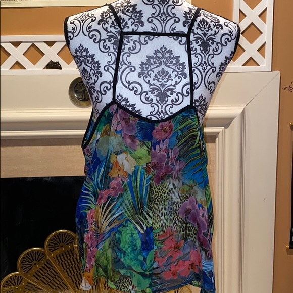 Tropical top - Picture 3 of 5